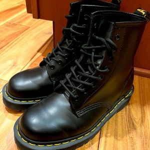 Dr. Martens Lace-Up Boots Black Size 9 (Women) Size 7 (Men)